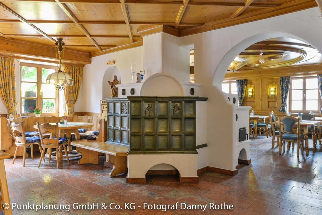 Alter Wirt Hotel Hechendorf am Pilsensee Eksteriør billede